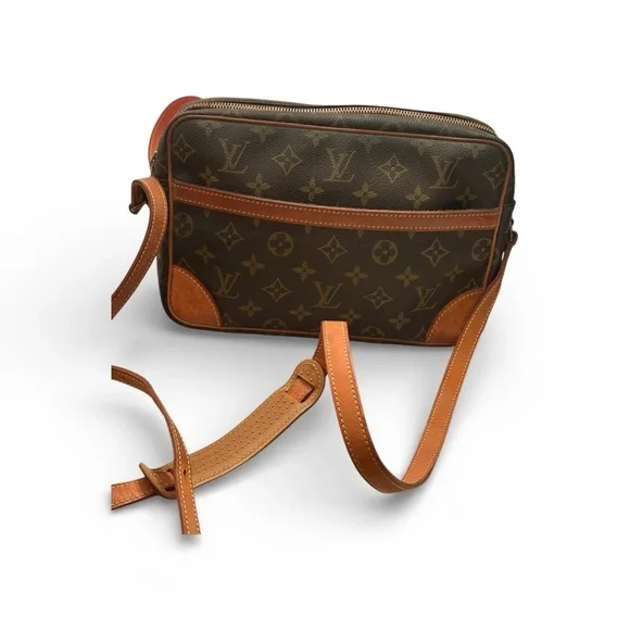 Louis Vuitton  Trocadero  monogram Monogram coated canvas leather trim two way u - Picture 2 of 16